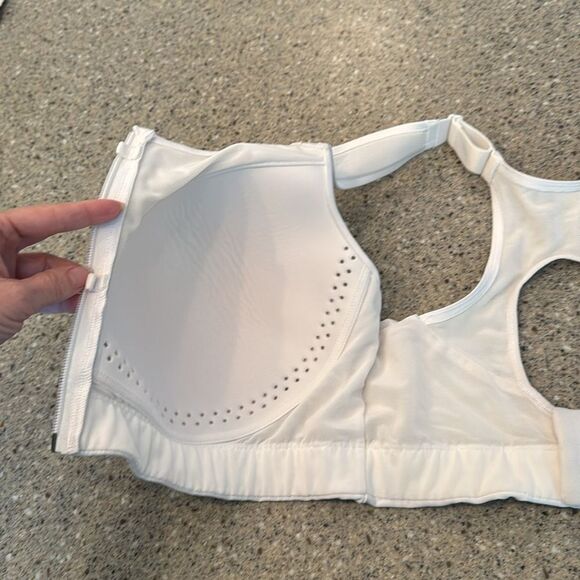CALIA On The Go Zip Front Sports Bra Size 40E - Picture 8 of 11